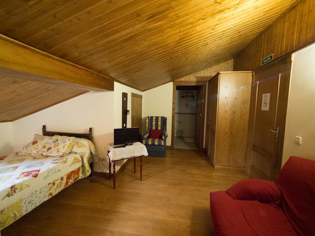 Casa Rural Martxoenea Landetxea Hotel Arruazu ภายนอก รูปภาพ