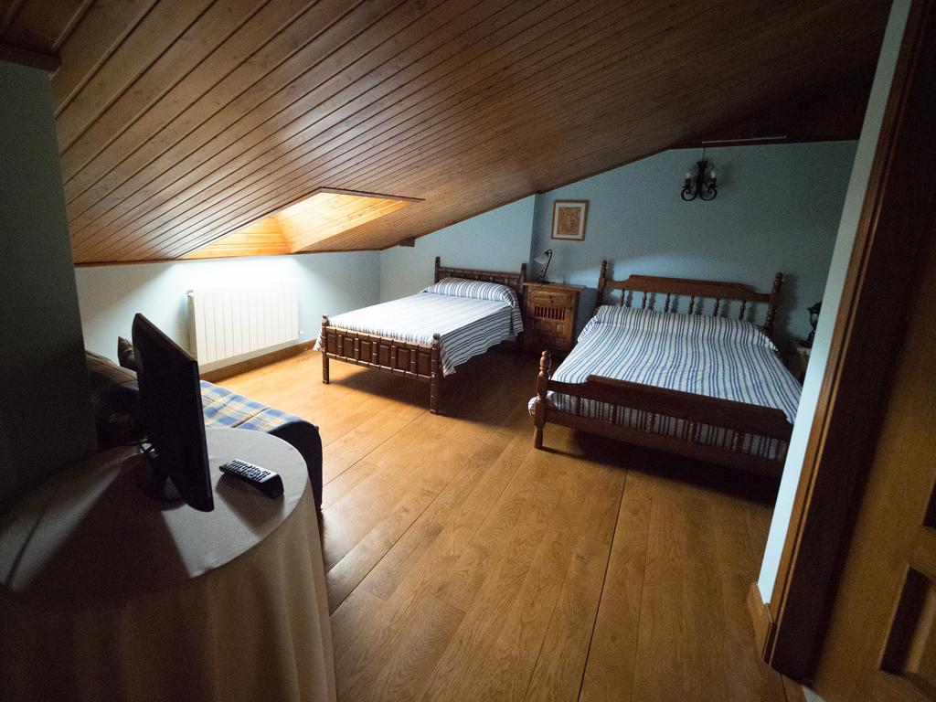 Casa Rural Martxoenea Landetxea Hotel Arruazu ภายนอก รูปภาพ
